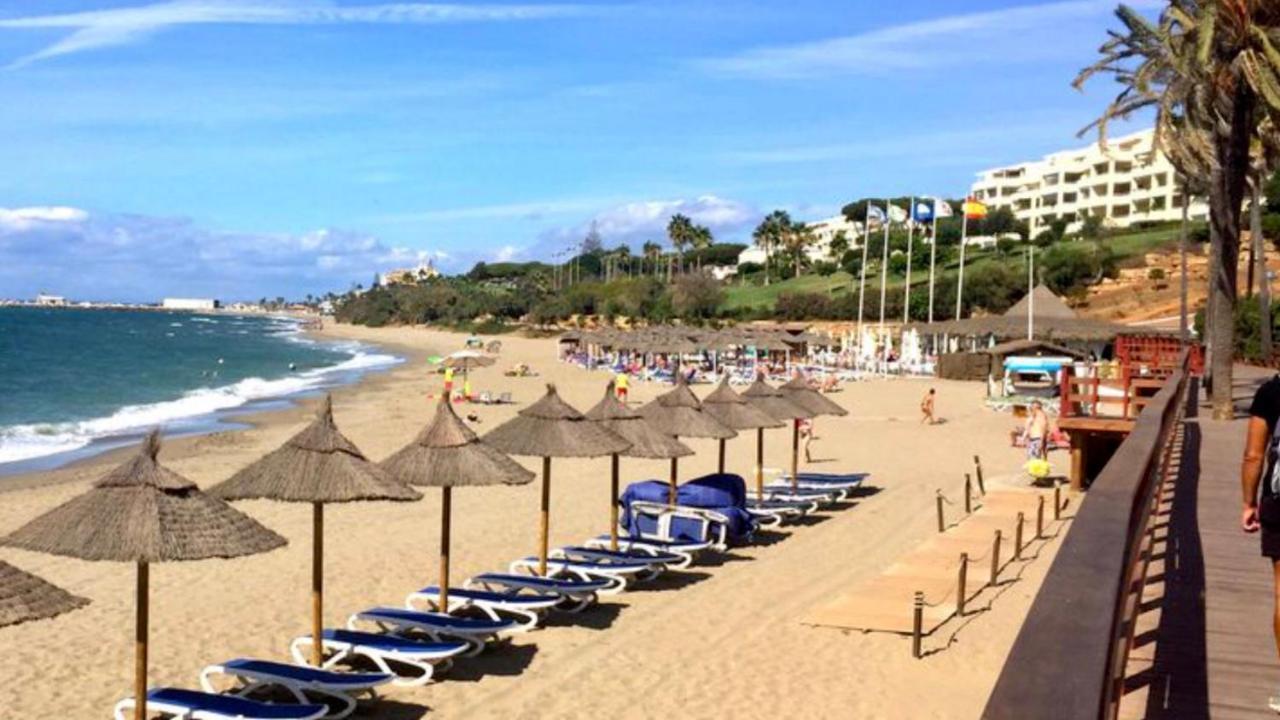 Mi Capricho B17 Beachfront Apartment Sitio de Calahonda Eksteriør bilde