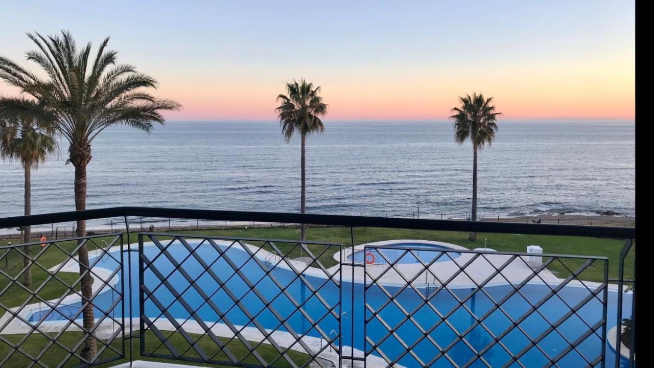 Mi Capricho B17 Beachfront Apartment Sitio de Calahonda Eksteriør bilde