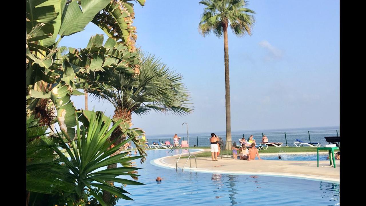 Mi Capricho B17 Beachfront Apartment Sitio de Calahonda Eksteriør bilde